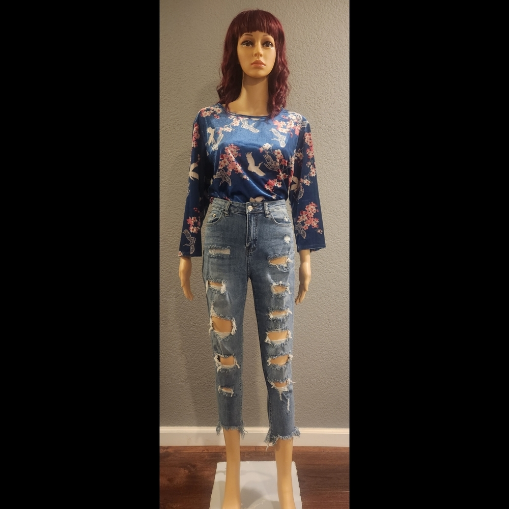 Distressed Jeans - Picture 2 of 16